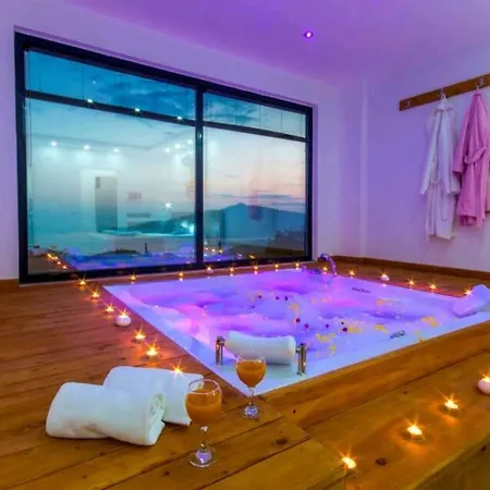 Kashoneymoonvillawith Indoorhotpool Andseaview *